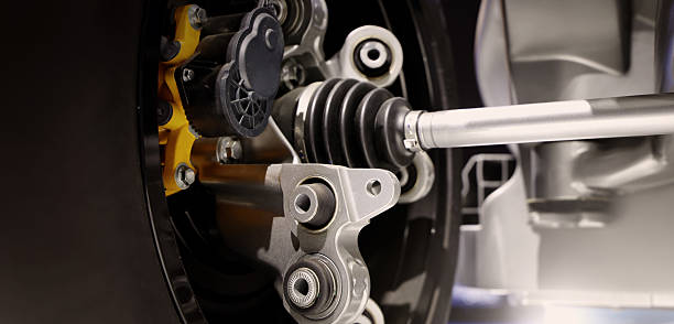 Mecanismos de falha por fadiga em buchas de braço de controle sob carregamento multiaxial